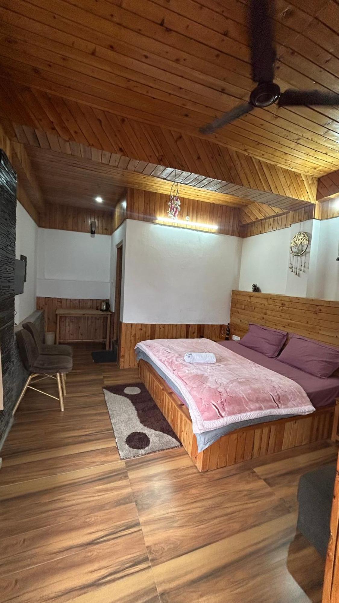 The Himalayan Sukoon Villa Near Jibhi Banjar Ngoại thất bức ảnh