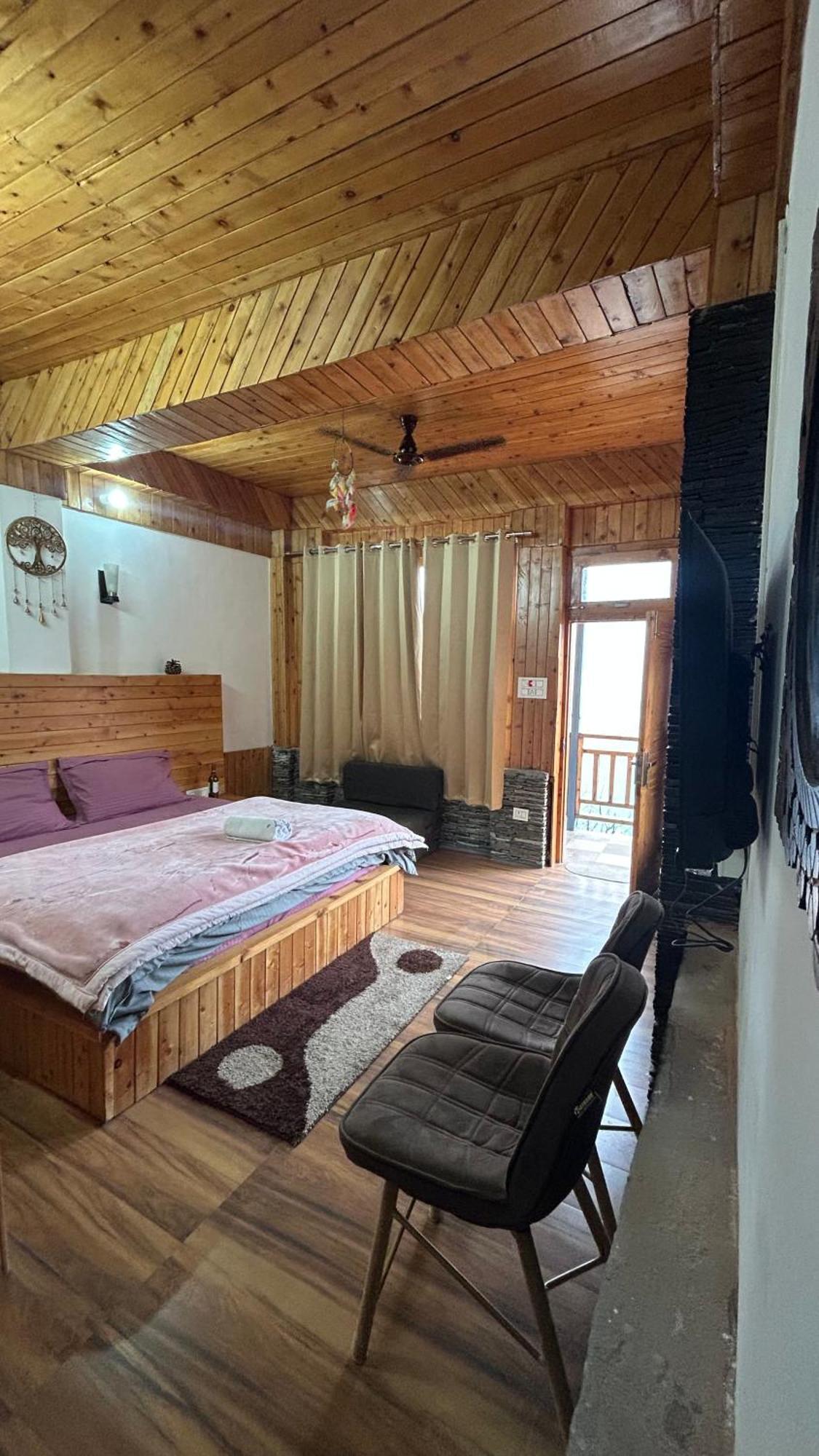 The Himalayan Sukoon Villa Near Jibhi Banjar Ngoại thất bức ảnh