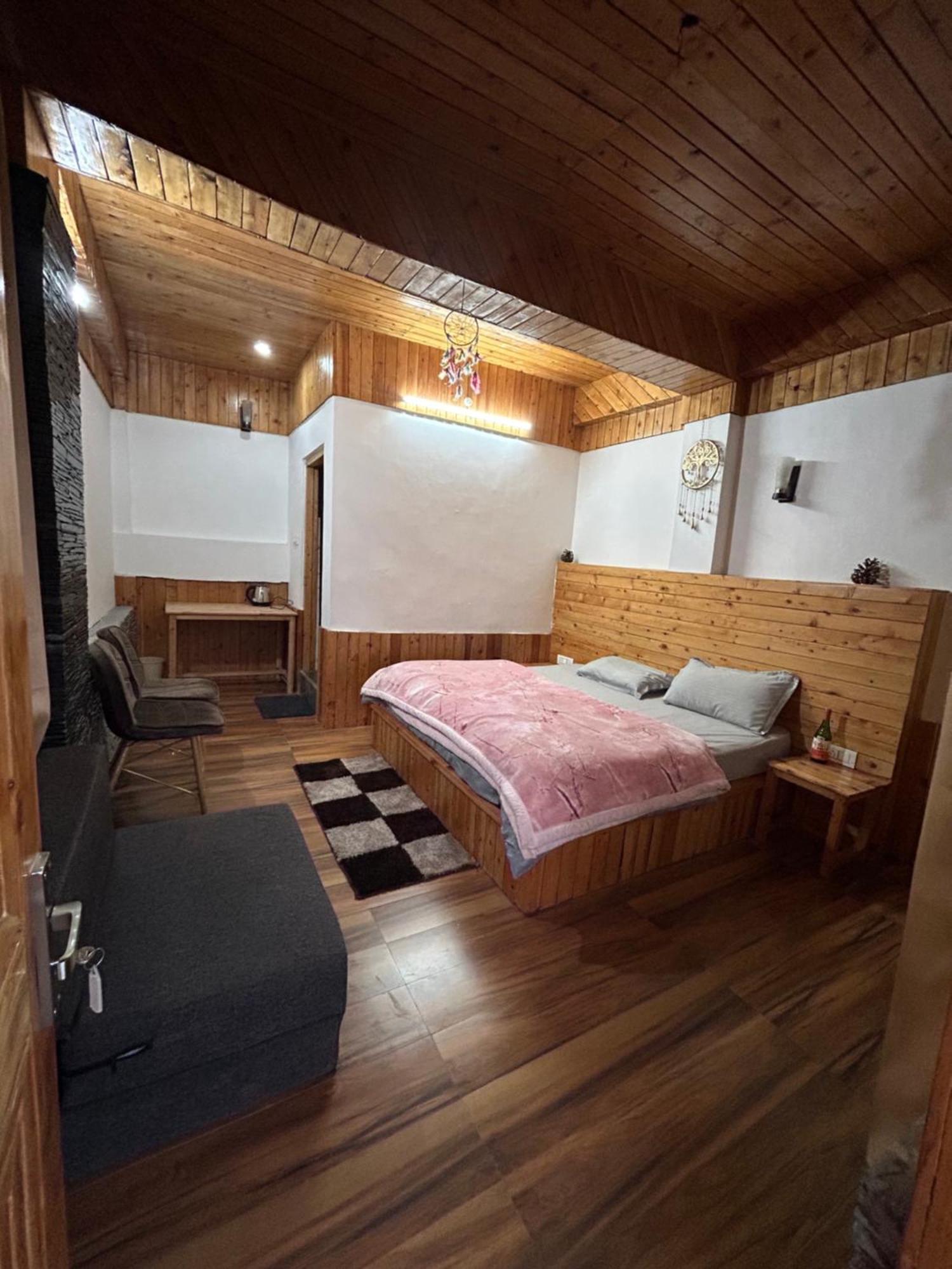 The Himalayan Sukoon Villa Near Jibhi Banjar Ngoại thất bức ảnh